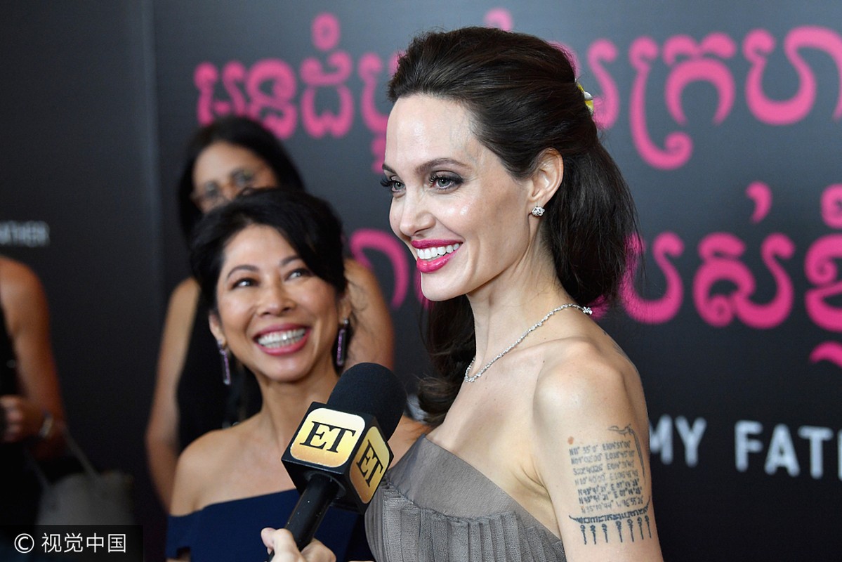 Lau lam roi moi thay Angelina Jolie tuoi tan, xinh dep the nay-Hinh-3